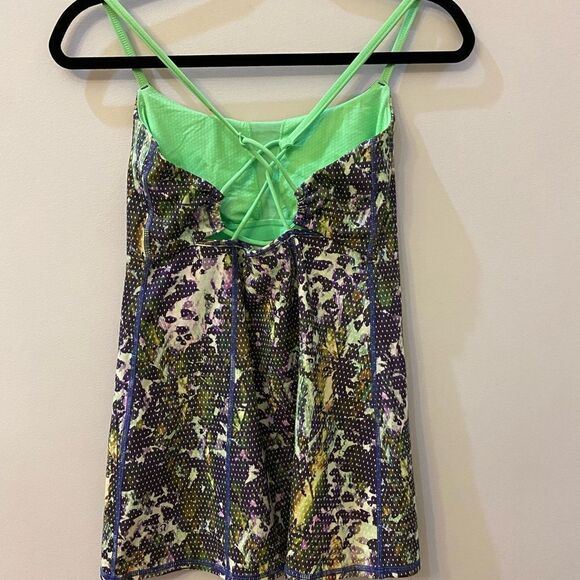 Lululemon Dancing Warrior Tank Women Size 6 - Picture 6 of 10